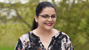 Headshot of Yvonne Torres.